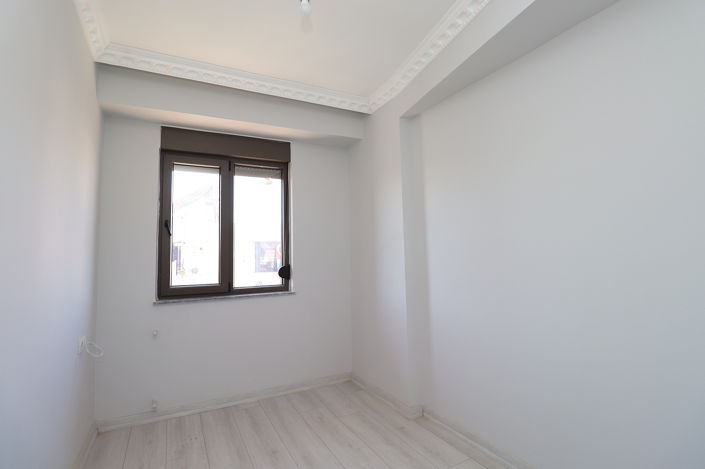 Image No.12-4 Bed Apartment for sale