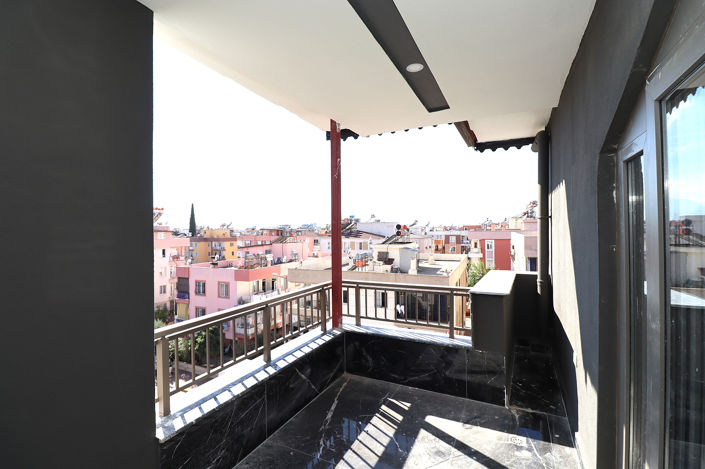 Image No.19-4 Bed Apartment for sale