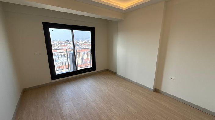 Image No.15-3 Bed Apartment for sale