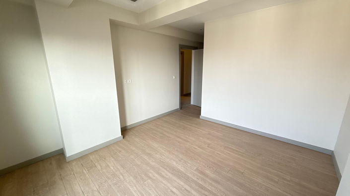 Image No.17-3 Bed Apartment for sale