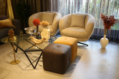 Interior 2