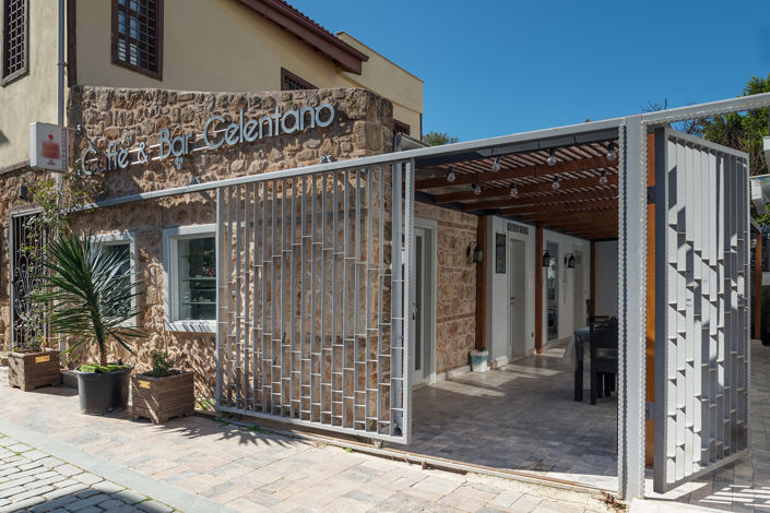 Image No.11-21 Bed Commercial for sale