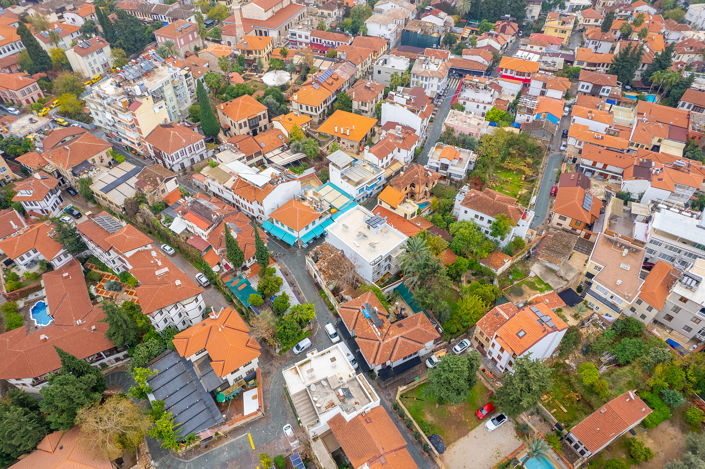 Image No.8-21 Bed Commercial for sale