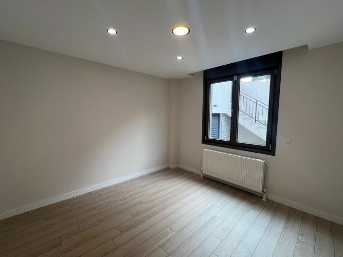 Image No.19-5 Bed House/Villa for sale