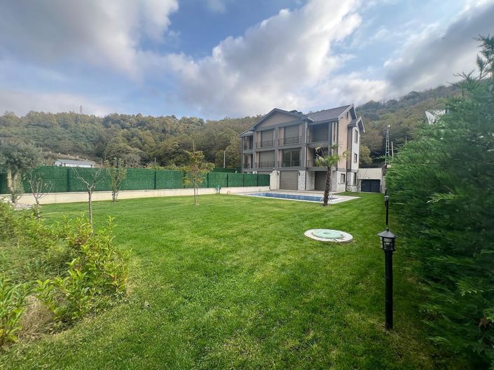 Image No.2-5 Bed House/Villa for sale