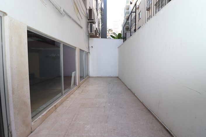 Image No.23-Commercial à vendre à Turquie