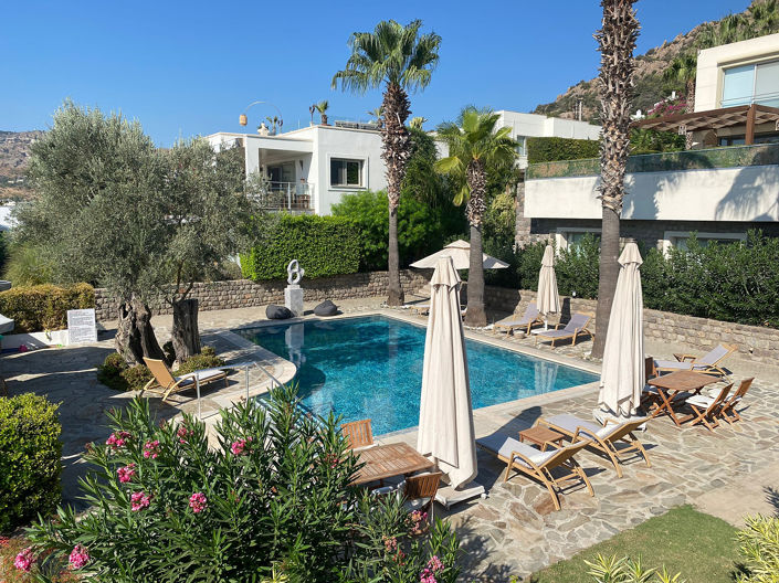 Image No.14-2 Bed Apartment for sale