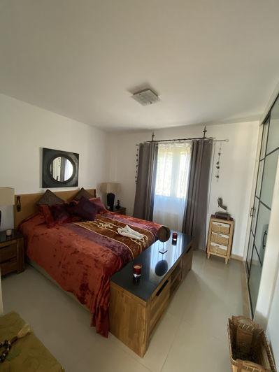 Image No.33-2 Bed Apartment for sale