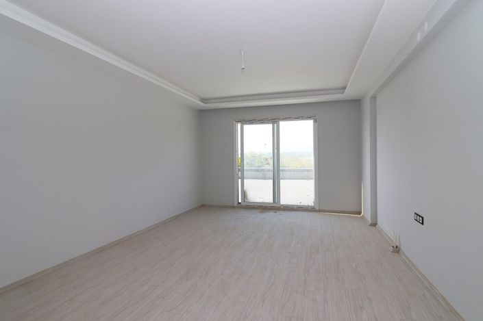 Image No.34-2 Bed Apartment for sale