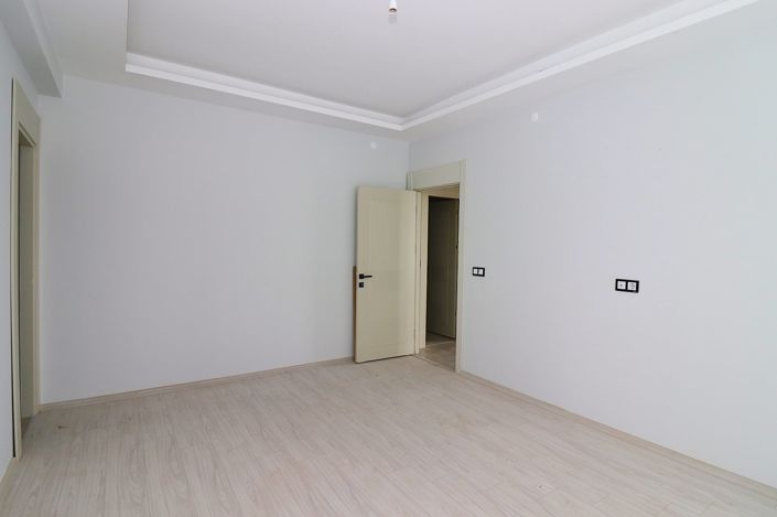 Image No.39-2 Bed Apartment for sale