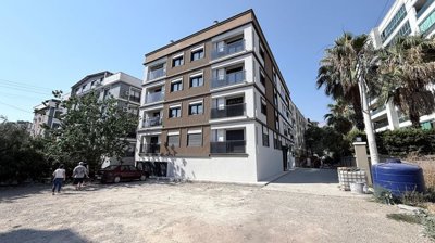 Exterior 3