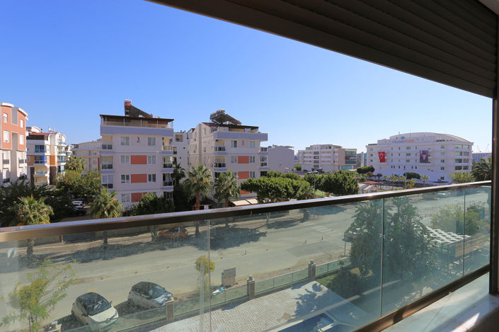 Image No.25-2 Bed Apartment for sale