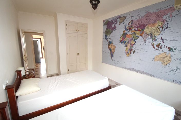 Image No.33-7 Bed House/Villa for sale