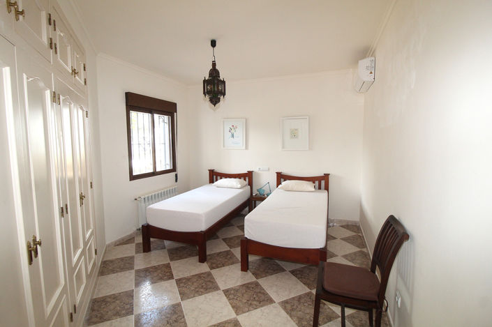 Image No.36-7 Bed House/Villa for sale