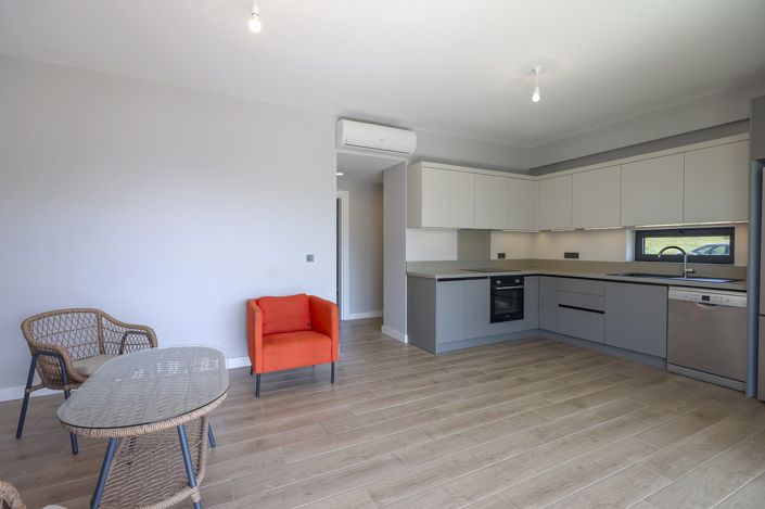 Image No.14-2 Bed Apartment for sale