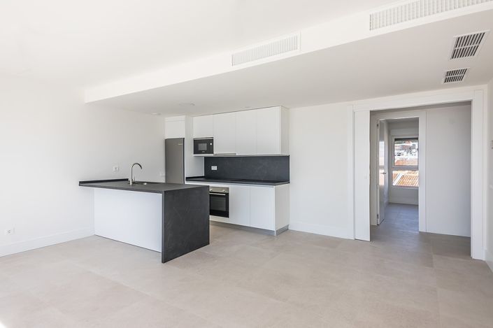 Image No.14-4 Bed Apartment for sale