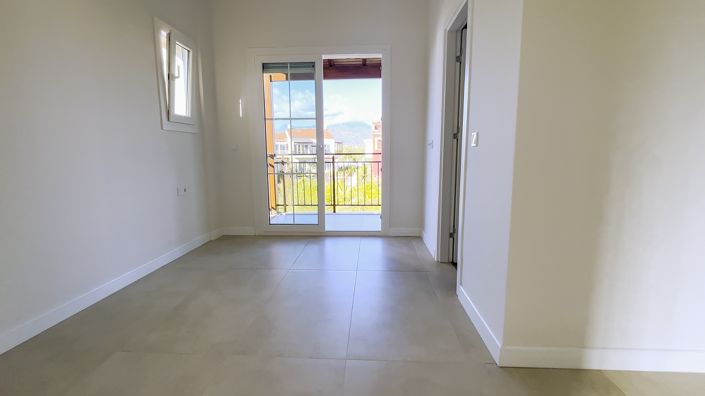 Image No.11-3 Bed House/Villa for sale