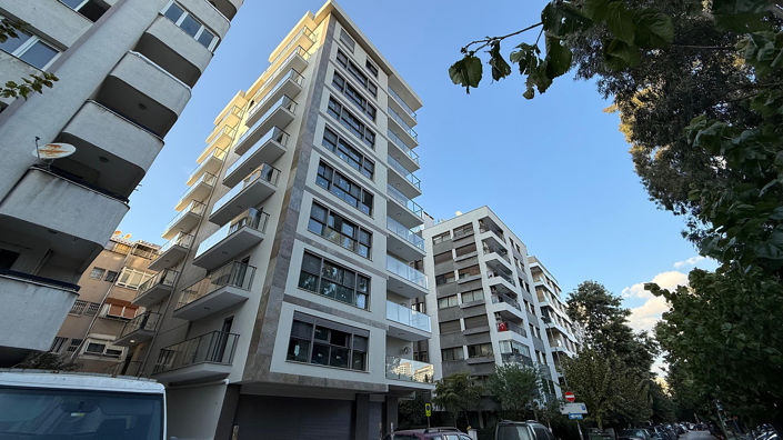 Image No.2-4 Bed Apartment for sale