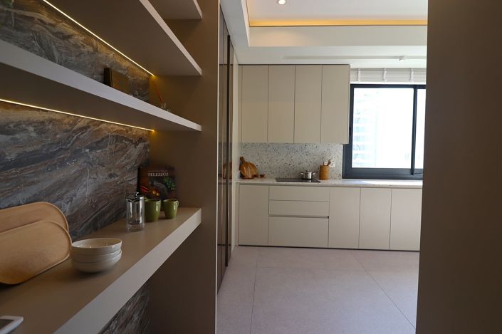 Image No.22-3 Bed Apartment for sale