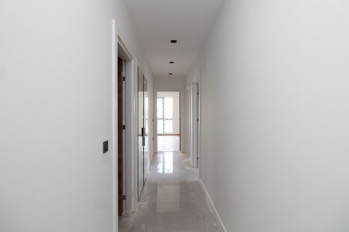 Image No.31-3 Bed Apartment for sale