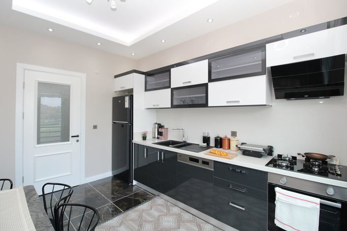 Image No.10-4 Bed Apartment for sale