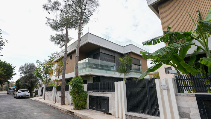 Image No.15-5 Bed House/Villa for sale