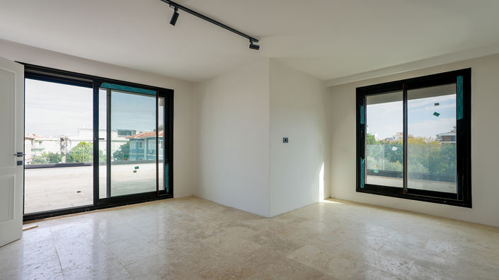 Image No.28-5 Bed House/Villa for sale