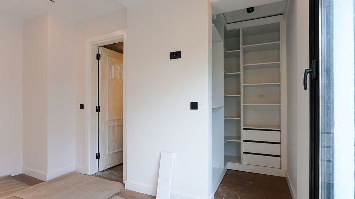 Image No.30-5 Bed House/Villa for sale