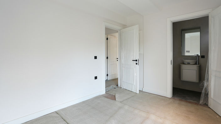 Image No.35-5 Bed House/Villa for sale