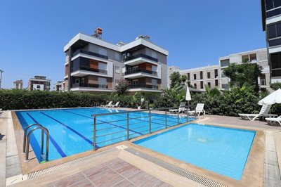 Exterior 1