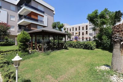 Exterior 11