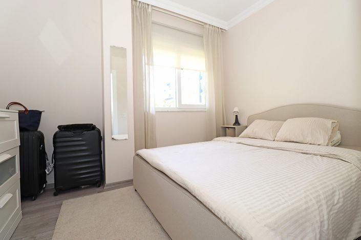 Image No.20-2 Bed Apartment for sale