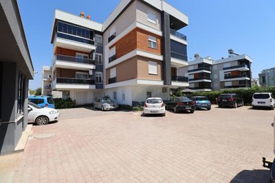 Exterior 5