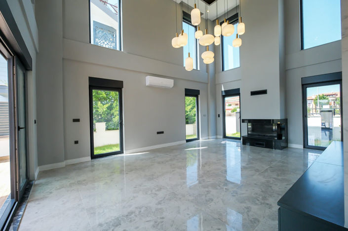 Image No.7-4 Bed House/Villa for sale