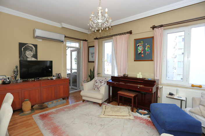 Image No.9-3 Bed Apartment for sale