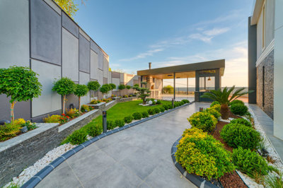 Exterior 15