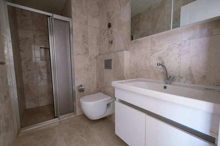 Image No.10-1 Bed Apartment for sale