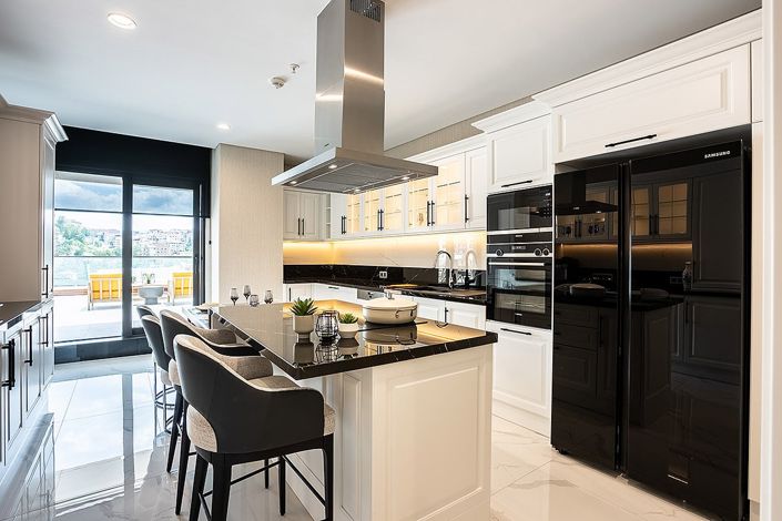 Image No.16-5 Bed Apartment for sale