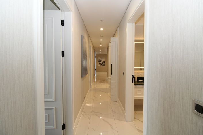 Image No.37-5 Bed Apartment for sale