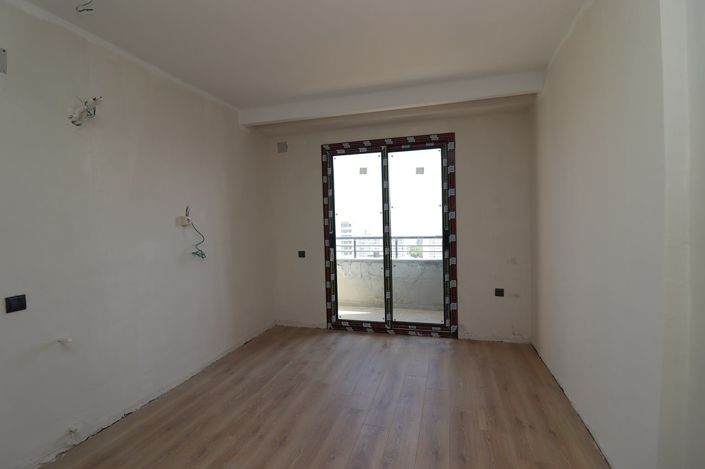 Image No.17-1 Bed Apartment for sale