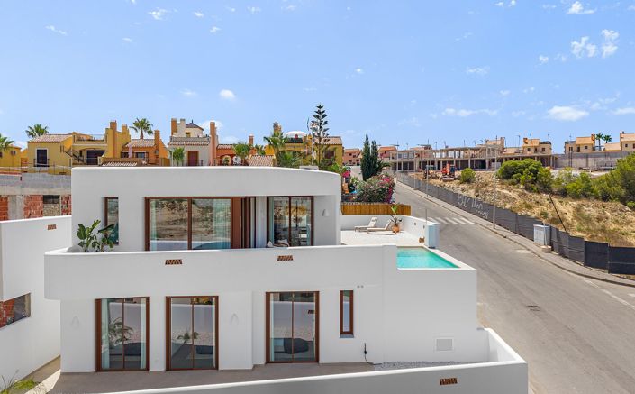 Image No.17-4 Bed House/Villa for sale