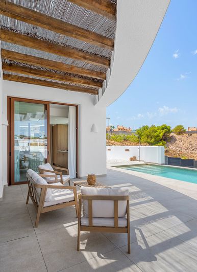 Image No.3-4 Bed House/Villa for sale