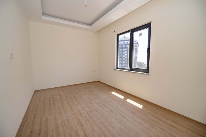 Image No.13-2 Bed Apartment for sale