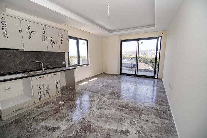 Image No.9-2 Bed Apartment for sale