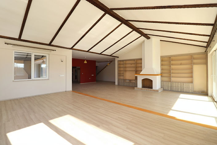 Image No.15-11 Bed House/Villa for sale