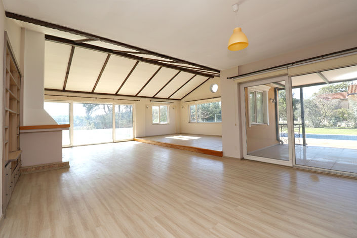 Image No.17-11 Bed House/Villa for sale