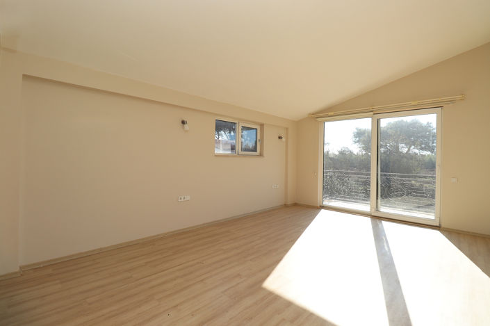 Image No.24-11 Bed House/Villa for sale