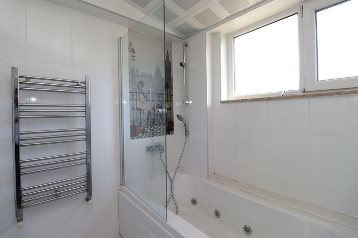 Image No.27-11 Bed House/Villa for sale