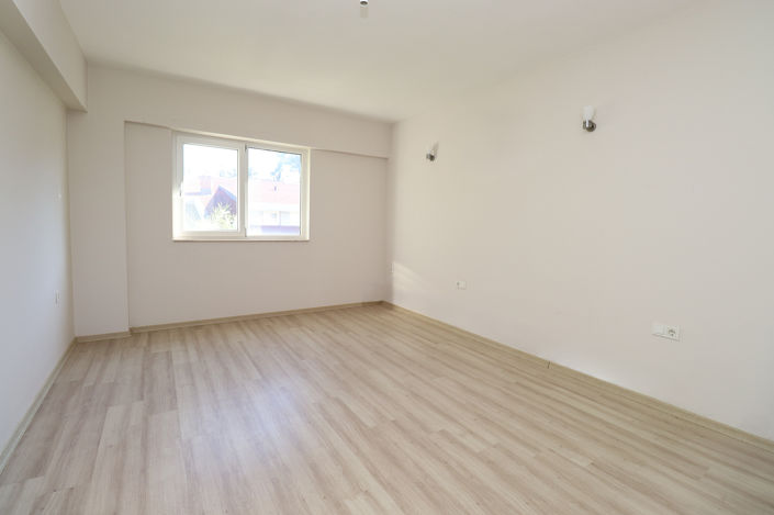 Image No.29-11 Bed House/Villa for sale