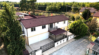 Exterior 3